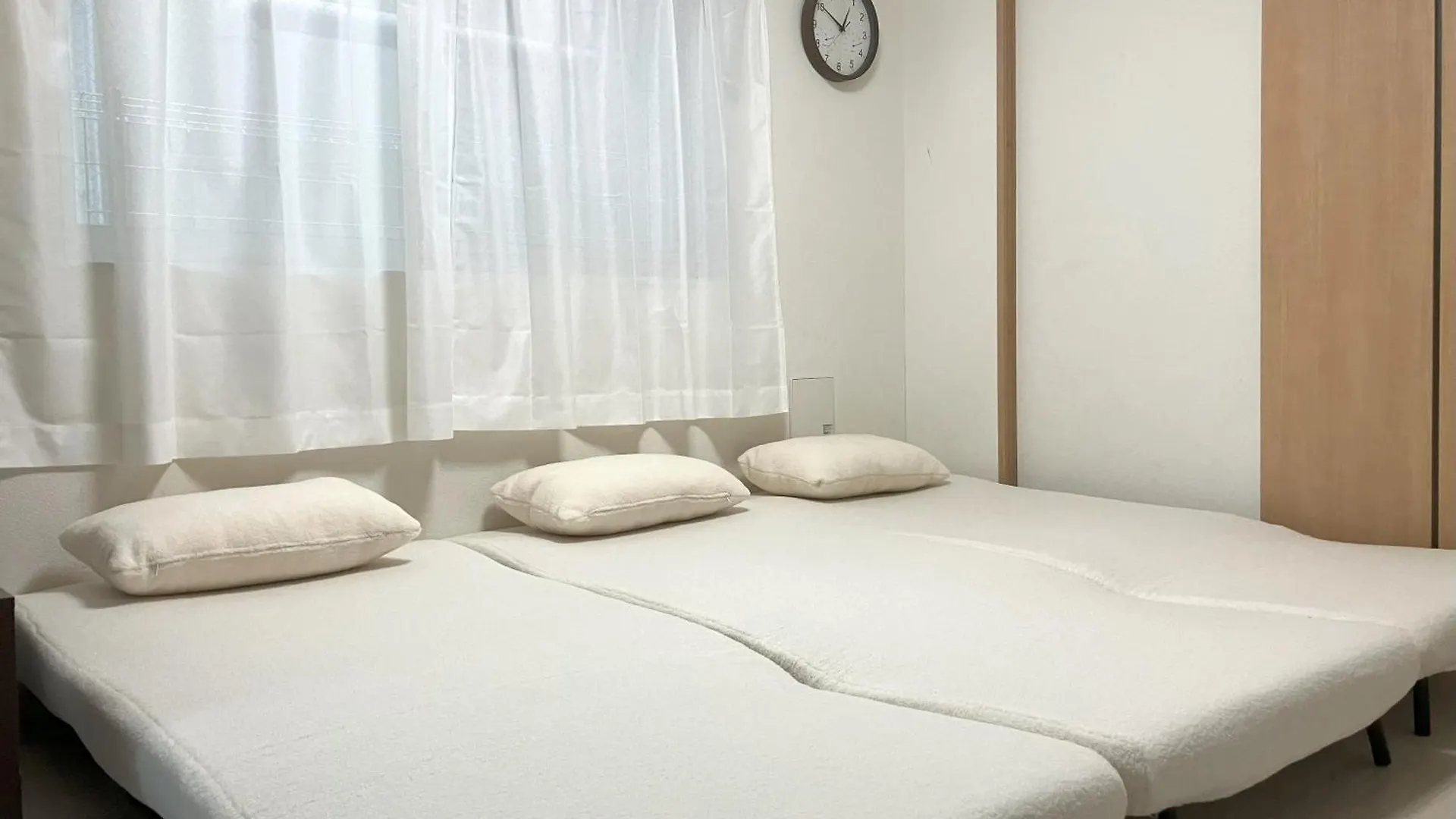 The Emilio 102 Shinjuku House Apartment Tokyo