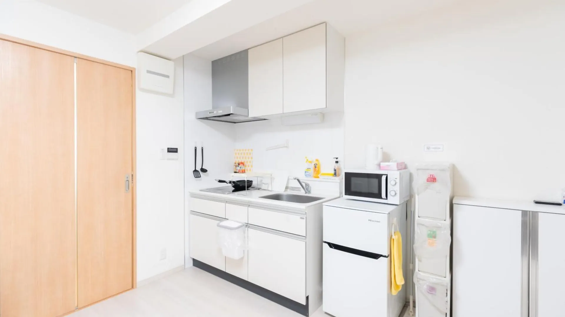 The Emilio 102 Shinjuku House Apartment Tokyo