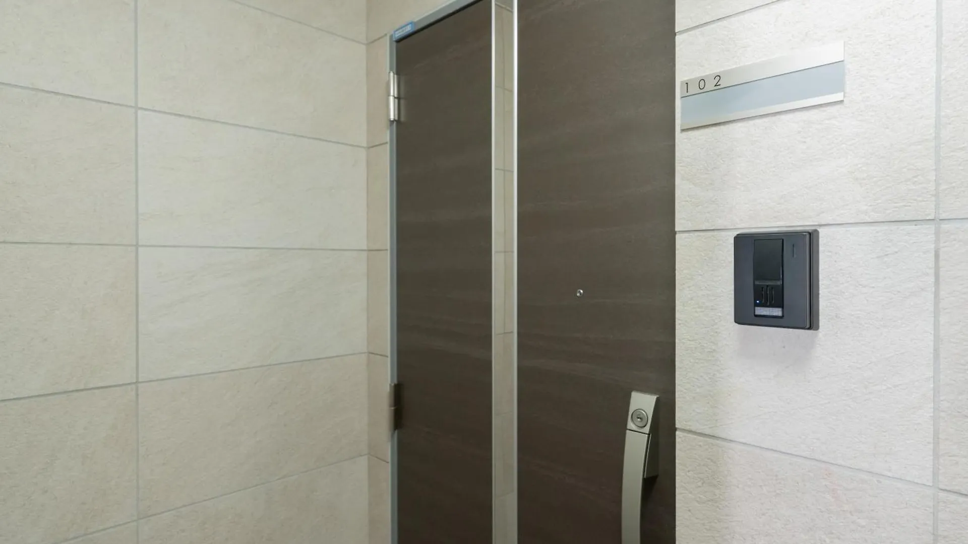 The Emilio 102 Shinjuku House Apartment Tokyo